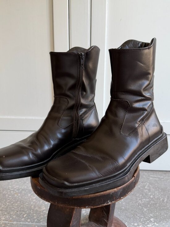 Prada FW1999 Black Leather Square Toe High Boots Archive Vibram Sole Men Size 7 main image 11